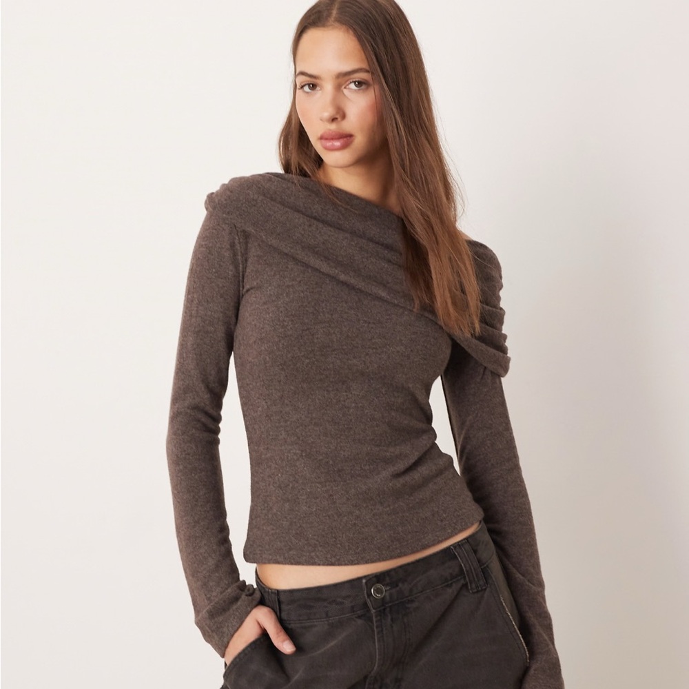 Gina Tricot long sleeve one shoulder draped top in heathered brown